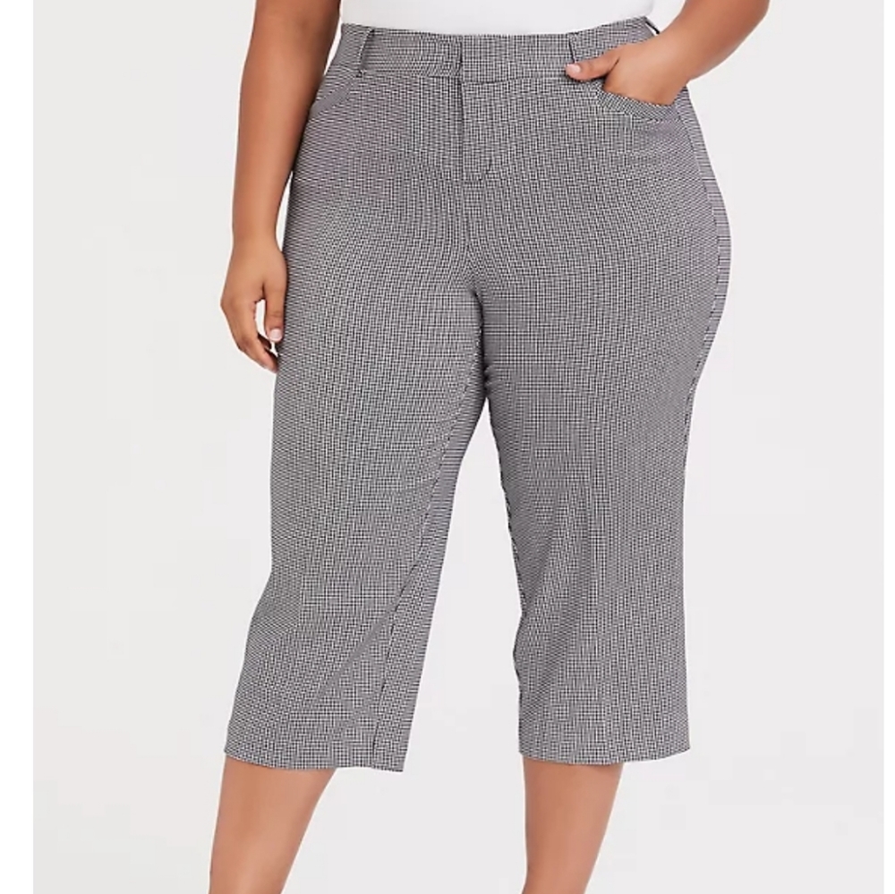 torrid Black & White Houndstooth Cropped Straight-Leg Pants